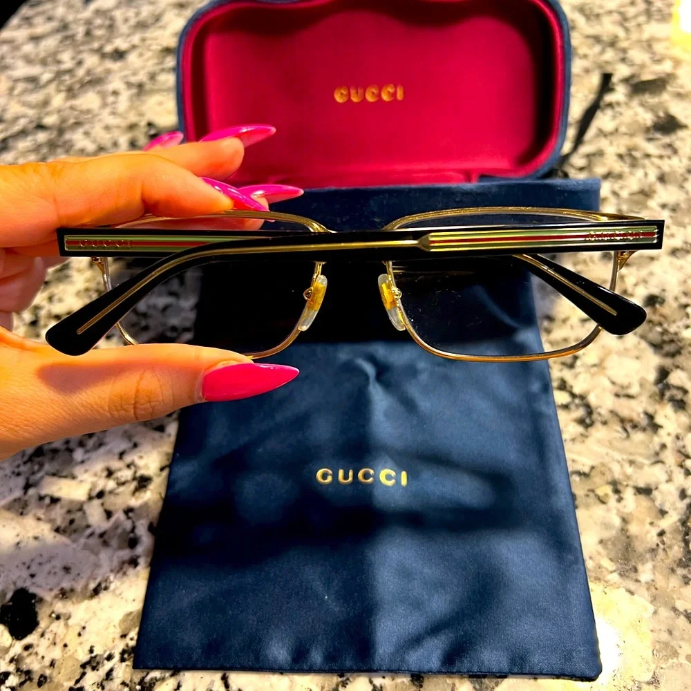 Gucci eyeglasses - Picture 1 of 6